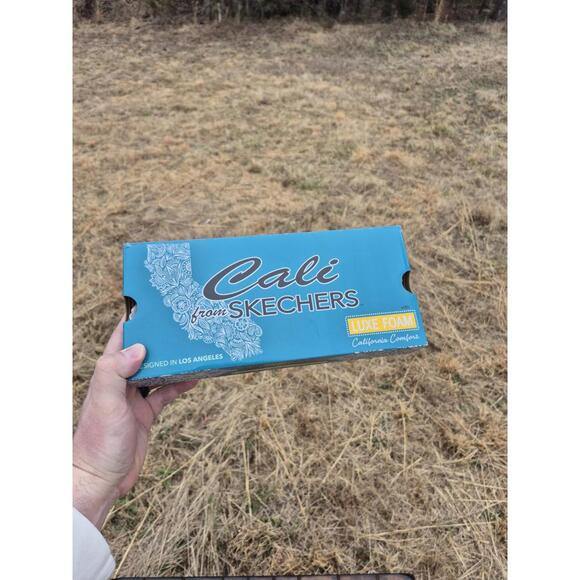 Skechers Size 8 Cali Luxe Foam Summer Dazzling Charm Sandals Flip Flops White - Picture 6 of 7